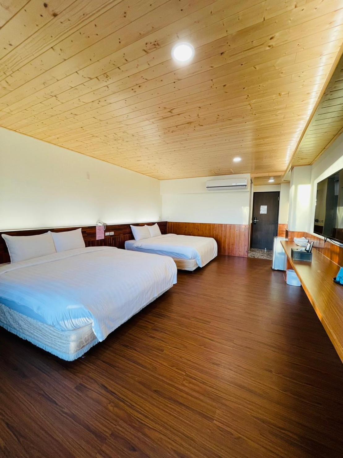 Junyi Landscape Villa Ren'ai Exterior photo
